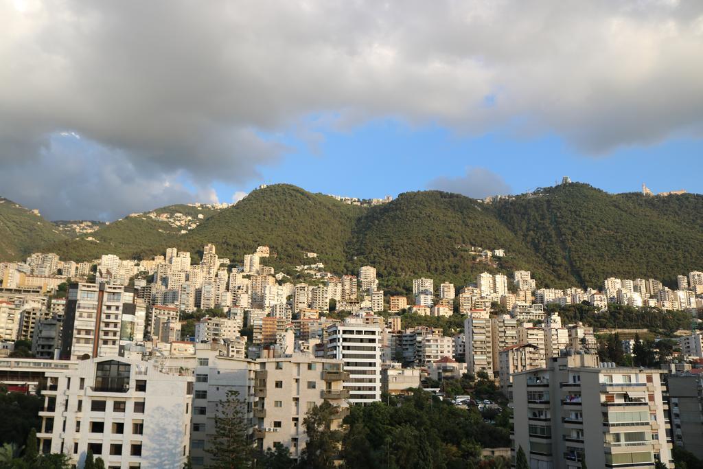 Vista Del Mar Hotel Jounieh Dış mekan fotoğraf