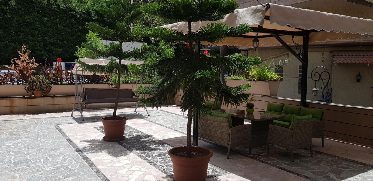Vista Del Mar Hotel Jounieh Dış mekan fotoğraf